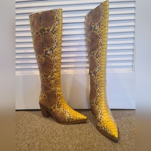 Brand New Sam Edelman Lindsey Snakeskin Boots